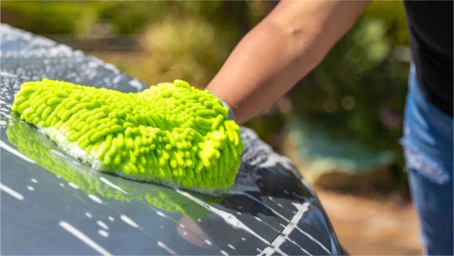 wassen en drogen van je auto